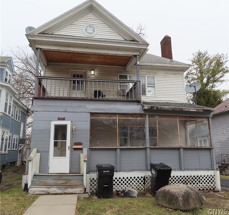 2nd image of 1864 Bellevue Ave