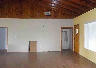 Additional Living Room