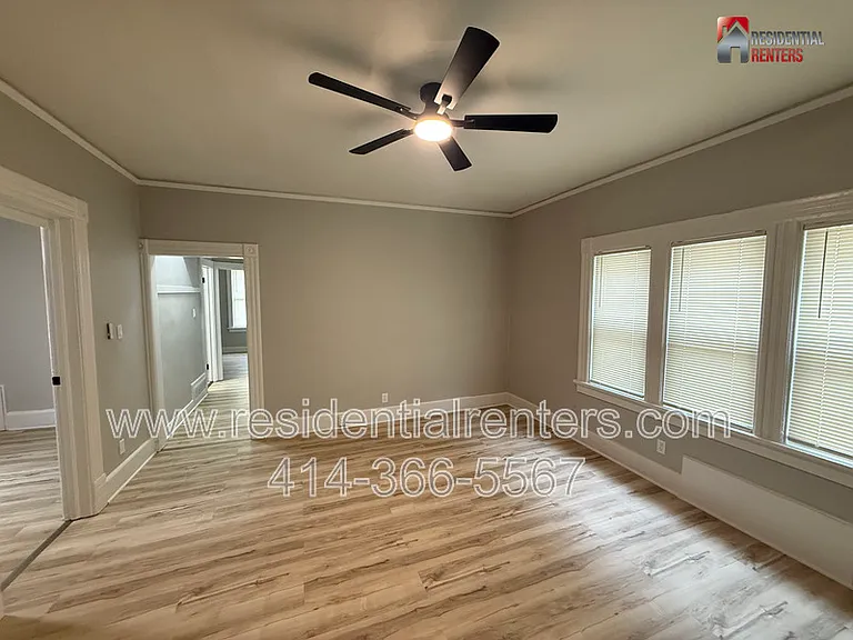 2724 N Palmer St — Photo 3