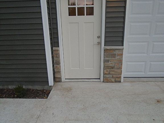 3rd image of 1880 Granite Ave