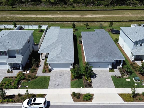 3rd image of 43735 Cattleman Dr