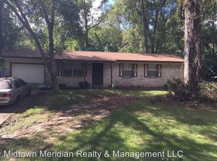 911 Kendall Dr, Tallahassee, FL 32301