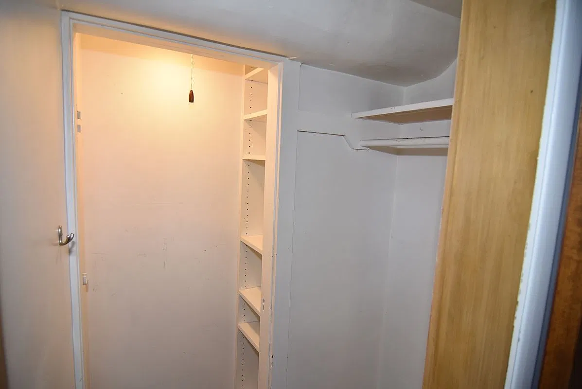 1 bed, 1.0 bath, 900 sqft, $975 — Photo 3