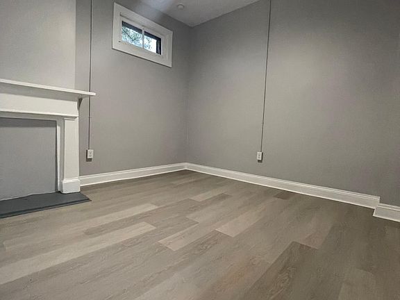 5th image of 1008 Dauphine St #2B
