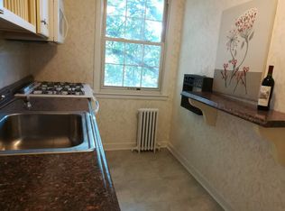 2221 Washington Ave APT 202, Silver Spring, MD 20910