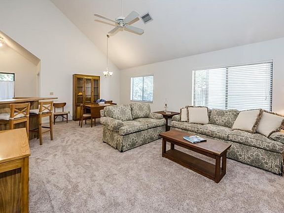 4th image of 616 Greenglen Ln