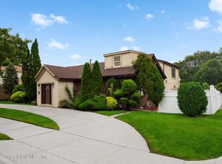 589 Arden Ave, Staten Island, NY 10312