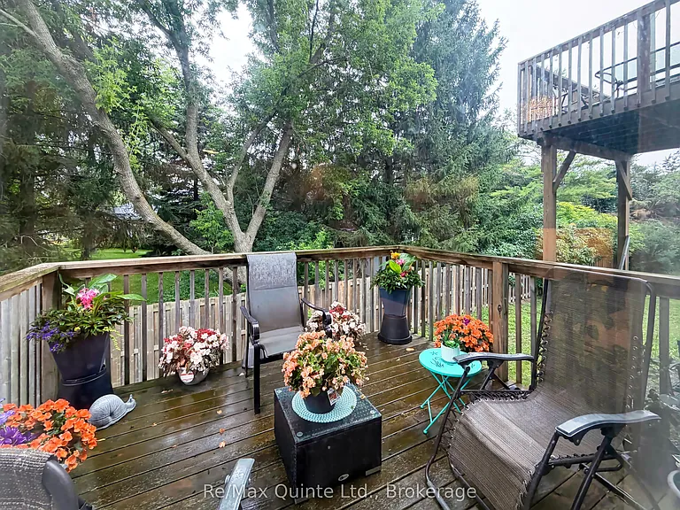 76 Ridgeway Pl — Photo 13