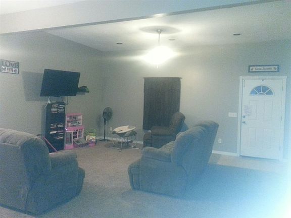 4th image of 1226 N B St