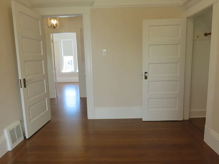 1714 Castro St — Photo 23