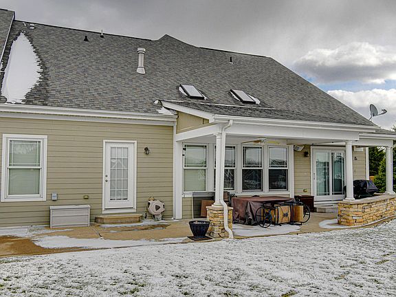 2nd image of 4806 Kerrianne Ln