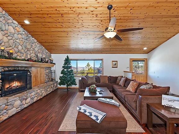 4th image of 402 Glenwood Dr
