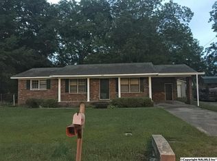 402 Washington St NW, Hartselle, AL 35640