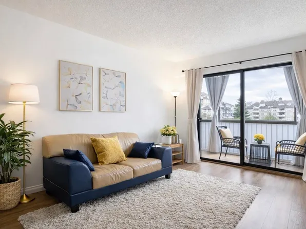 2425 Shaughnessy St #203, Pt Coquitlam, BC V3C 3E6