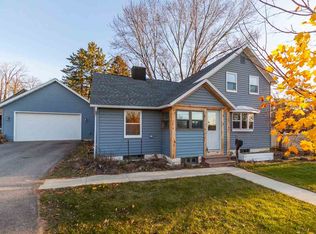 954 Water St, Prairie Du Sac, WI 53578