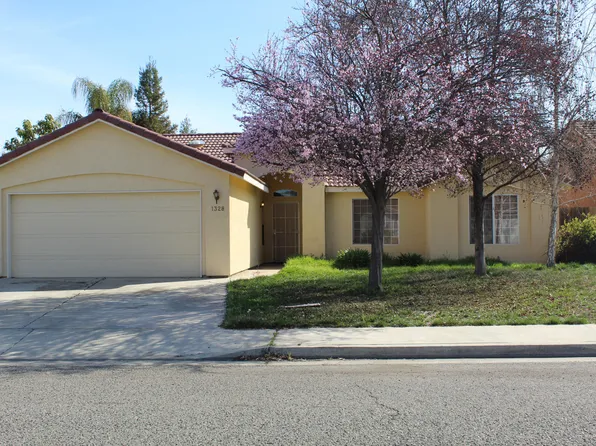 1328 Salisbury St, Porterville, CA 93257