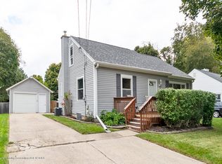 1013 Maycroft Rd, Lansing, MI 48917