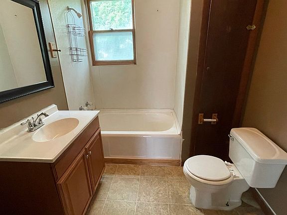 5th image of 101 Crafton St