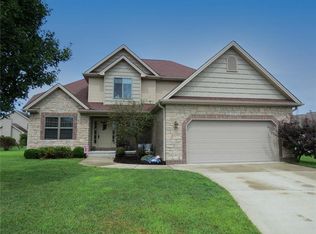 2716 Daffodil Ct W, Columbus, IN 47201