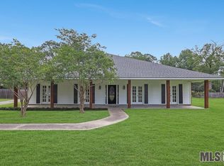 6720 Stoneshire Dr, Baton Rouge, LA 70818