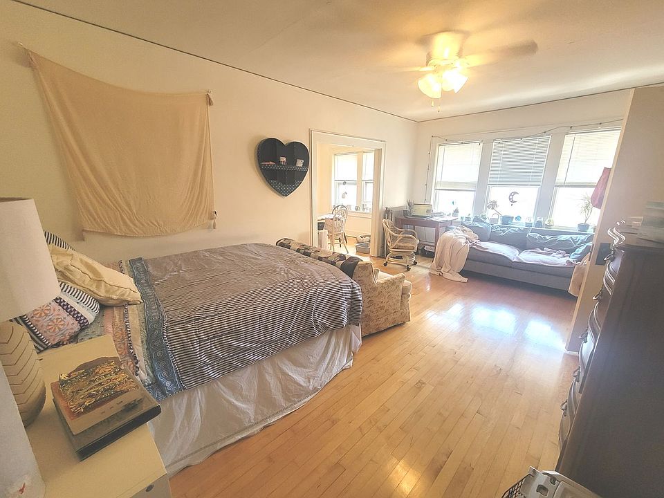 1st image of 2637 N Maryland Ave #34