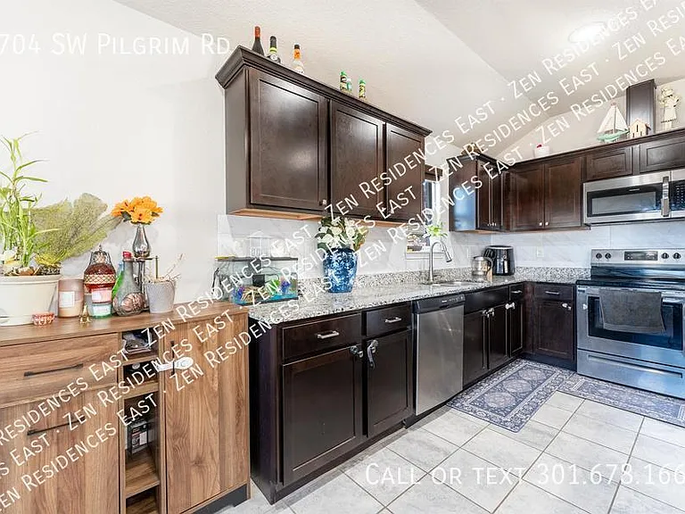 6704 SW Pilgrim Rd — Photo 9
