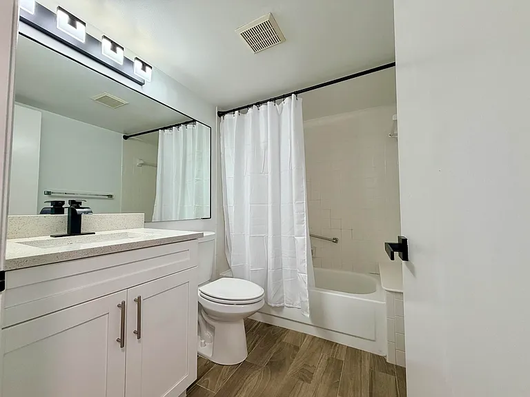 616 Sea Pine Way #C3 — Photo 6