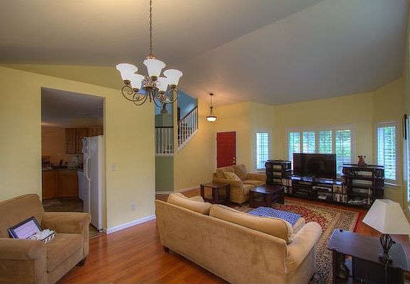5th image of 5238 Durand Pl SE