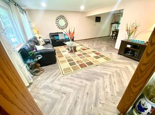 1046 14th Ave SW, Rochester, MN 55902