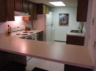 16966 Saddlewood Trl, Minnetonka, MN 55345