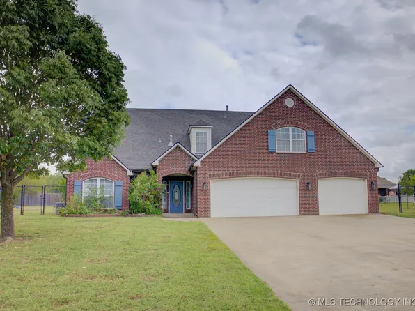 14025 261st Ave, Coweta, OK 74429