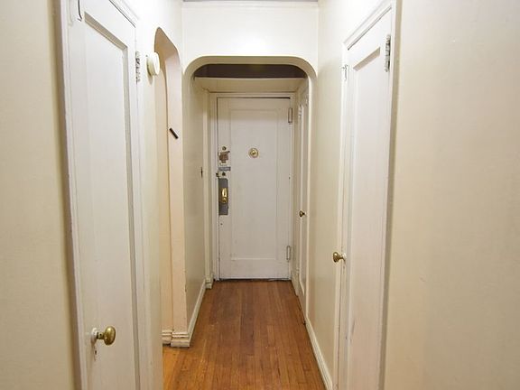 5th image of 10 Overlook Ter APT 2e
