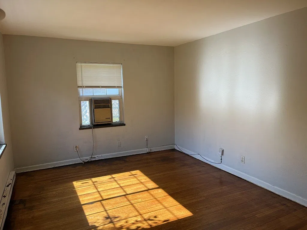 2 bed, 680 sqft, $875 — Photo 2