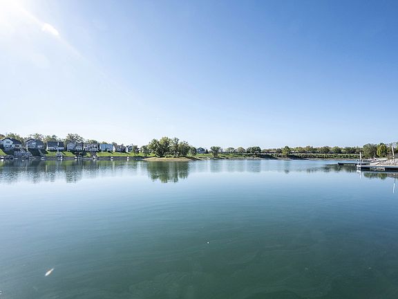 3rd image of 9065 Crystal Lake Dr
