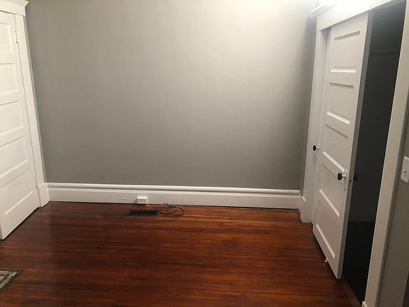 5th image of 119 W Hubbard Ave #119C