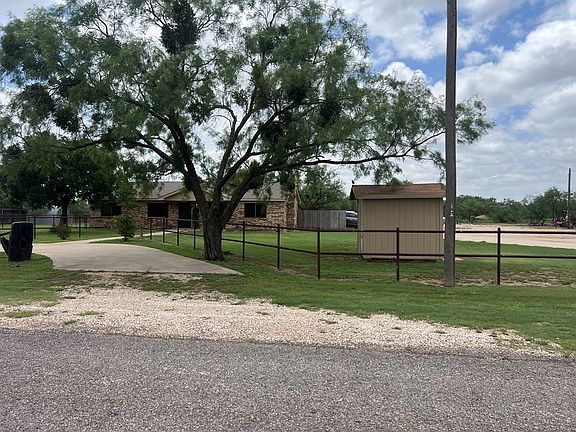 3rd image of 7809 Alma Jo Dr