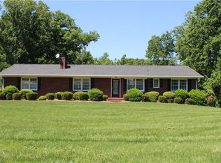 175 Noralin Dr, Winston Salem, NC 27107