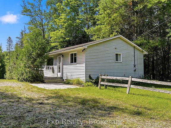 2nd image of 5164 Arden Rd