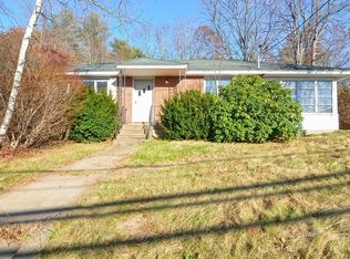 421 West St, Gardner, MA 01440