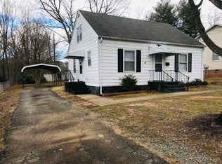 1094 Ash Ave, South Boston, VA 24592