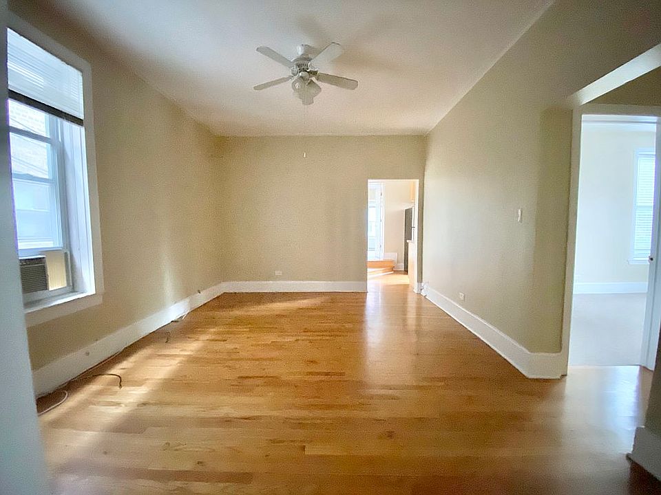 1st image of 4450 N Ashland Ave #1