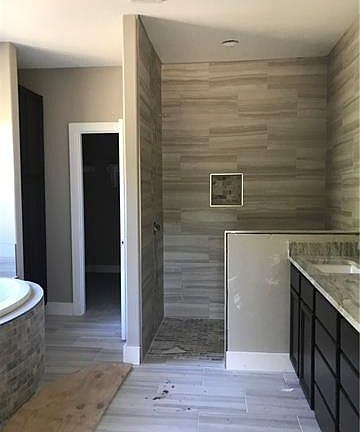 5th image of 3704 Constitution Dr
