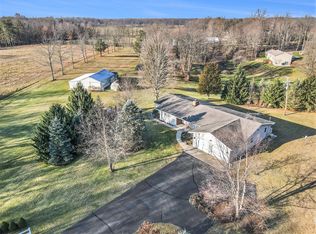 2335 N 36th St, Galesburg, MI 49053