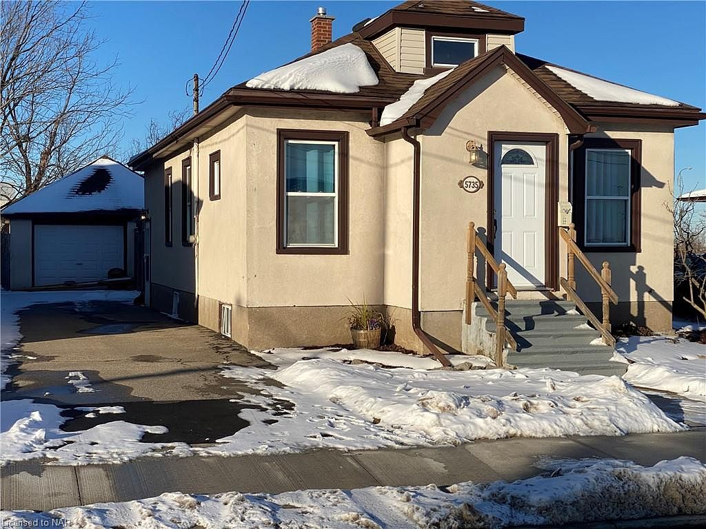 5735 Kitchener St, Niagara Falls, ON L2G 1B9 Zillow