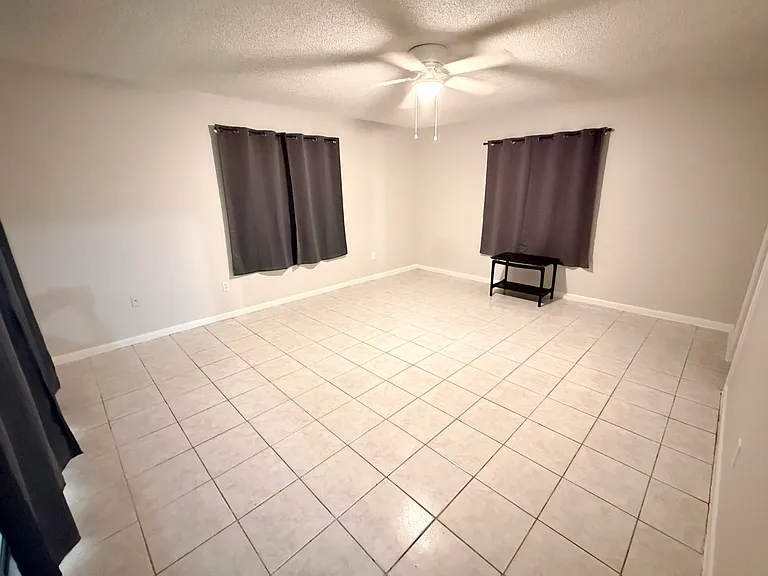 22800 SW 54th Way — Photo 6