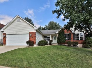 6014 Cardinal Creek Dr, Saint Louis, MO 63129