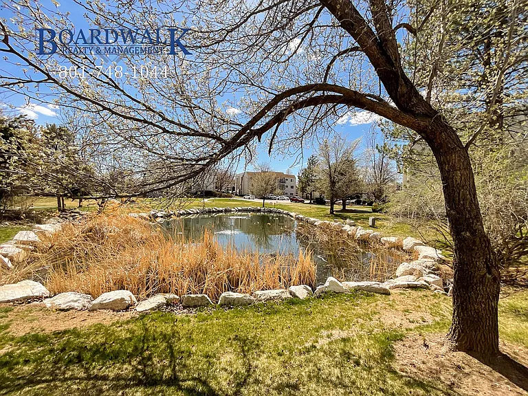 1060 E Quail Park Dr #C — Photo 29