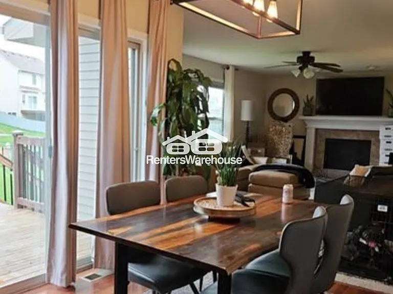 165 SE Pleasant View Dr — Photo 4