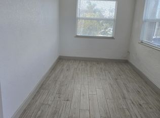 2455 NE Dixie Hwy #B, Jensen Beach, FL 34957
