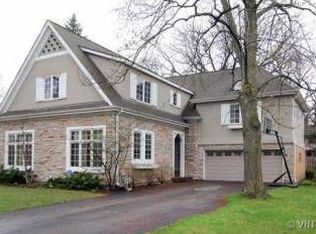 1058 Kenton Rd, Deerfield, IL 60015